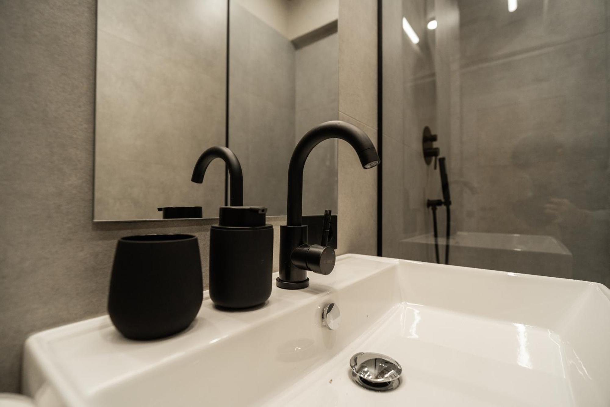 Hotel Miramar Smart Room Kovelʼ Екстериор снимка